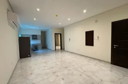 Apartment - 1 Bedroom - 1 Bathroom for rent in Tubli - Central Governorate