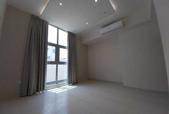 988955 - Property Image 3