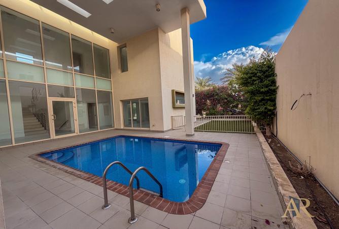 52170293 - Property Image 3