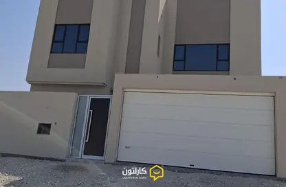 Villa - 4 Bedrooms - 5 Bathrooms for sale in Nuwaidrat - Central Governorate