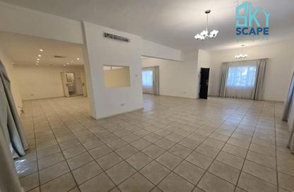 Villa - 4 Bedrooms - 5 Bathrooms for rent in Adliya - Manama - Capital Governorate