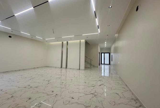 52571300 - صورة العقار 3