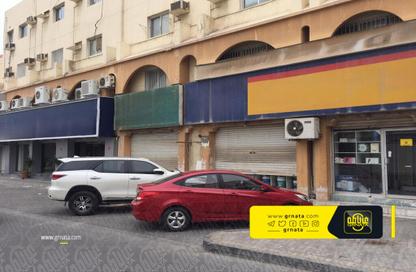Whole Building - Studio - 3 for sale in Muharraq - Muharraq Governorate Whole Building - Studio - 3 for sale in Muharraq - Muharraq Governorate