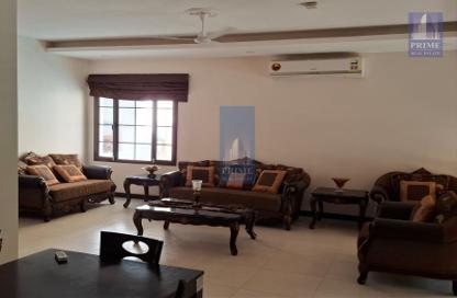 Villa - 3 Bedrooms - 4 Bathrooms for rent in Galali - Muharraq Governorate