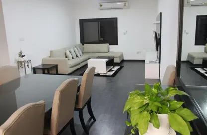 Villa - 4 Bedrooms - 4 Bathrooms for rent in Saar - Northern Governorate