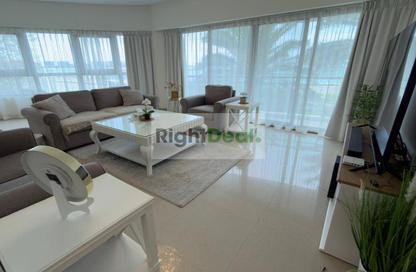 Apartment - 2 Bedrooms - 2 Bathrooms for rent in Tala Island - Amwaj Islands - Muharraq Governorate