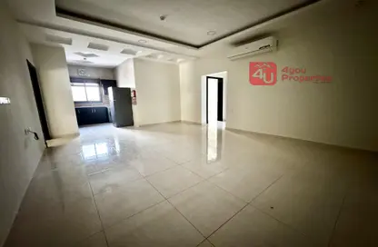 Apartment - 3 Bedrooms - 3 Bathrooms for rent in Maqabah - Northern Governorate