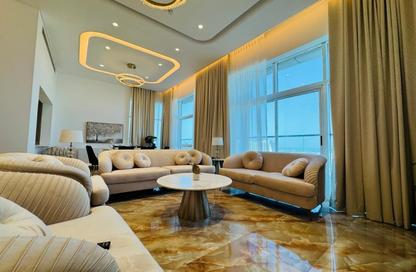 Apartment - 3 Bedrooms - 5 Bathrooms for rent in Seef - Capital Governorate