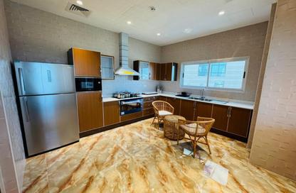 Apartment - 3 Bedrooms - 5 Bathrooms for rent in Seef - Capital Governorate