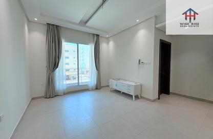 Apartment - 2 Bedrooms - 2 Bathrooms for rent in Al Burhama - Manama - Capital Governorate