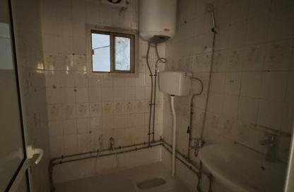 Whole Building - 6 Bedrooms - 3 Bathrooms for rent in Manama - Capital Governorate