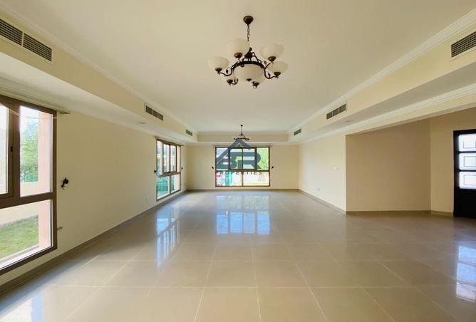 54178427 - Property Image 3