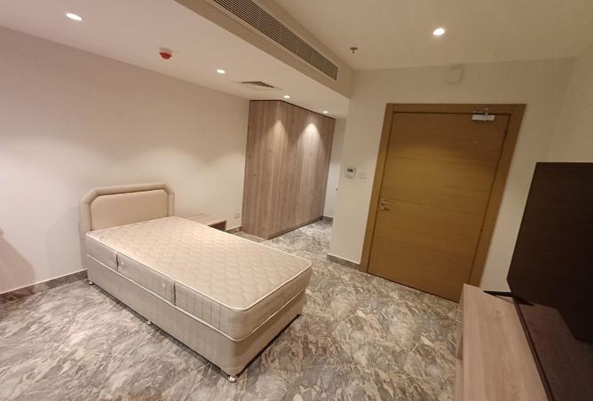56154010 - Property Image 2