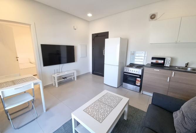 989689 - Property Image 2