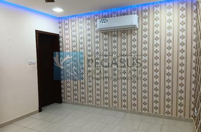Villa - 4 Bedrooms - 4 Bathrooms for rent in Sehla - Northern Governorate