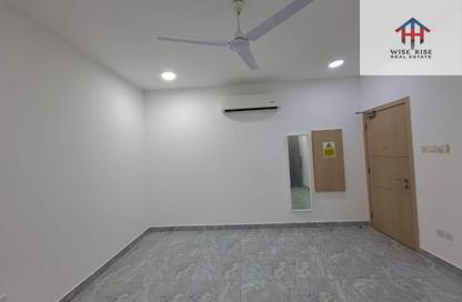 Apartment - 2 Bedrooms - 2 Bathrooms for rent in Gudaibiya - Manama - Capital Governorate