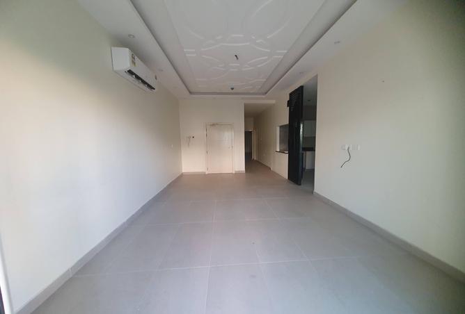 54015008 - Property Image 3