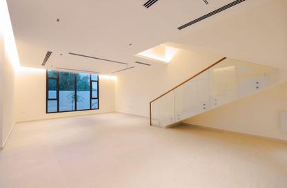 Villa - 4 Bedrooms - 5 Bathrooms for sale in Jeblat Hebshi - Northern Governorate