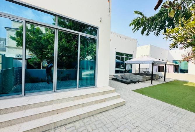 51442878 - Property Image 2