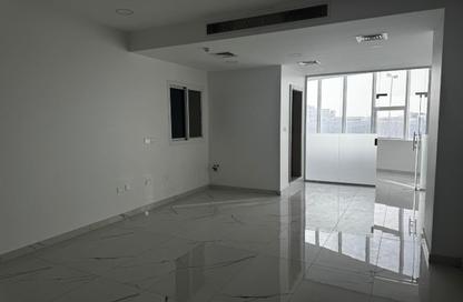 Office Space - Studio - 1 Bathroom for rent in Salmabad - Central Governorate