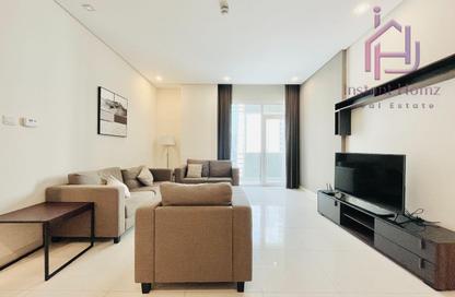 Apartment - 2 Bedrooms - 3 Bathrooms for rent in Al Juffair - Capital Governorate