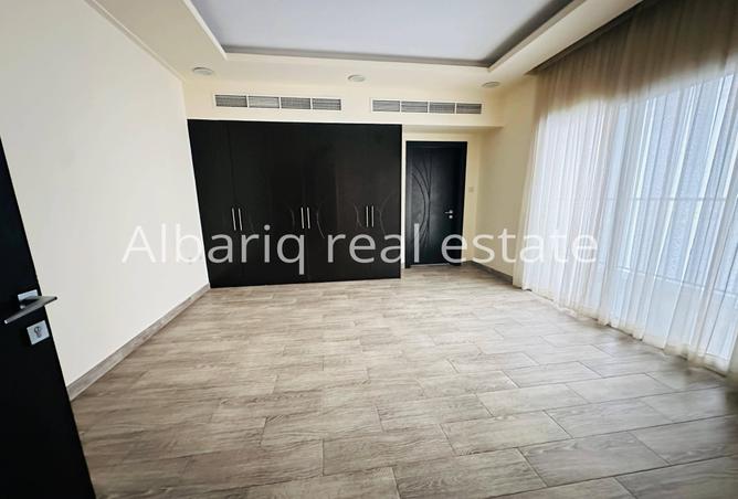 54345970 - Property Image 2