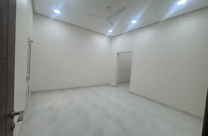 Apartment - 1 Bedroom - 1 Bathroom for rent in Tubli - Central Governorate