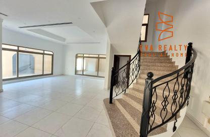 Villa - 4 - 5 for rent in Saar - Northern Governorate