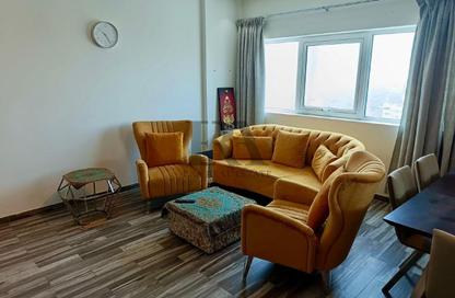 Apartment - 1 Bedroom - 2 Bathrooms for rent in Sanabis - Manama - Capital Governorate