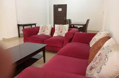 Apartment - 1 Bedroom - 1 Bathroom for rent in Sanabis - Manama - Capital Governorate