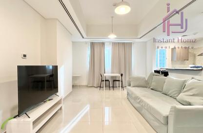 Apartment - 1 Bedroom - 2 Bathrooms for rent in Sanabis - Manama - Capital Governorate Apartment - 1 Bedroom - 2 Bathrooms for rent in Sanabis - Manama - Capital Governorate