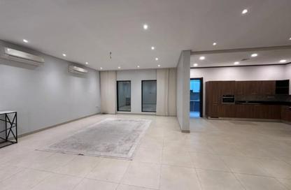 Villa - 4 Bedrooms - 4 Bathrooms for rent in Saar - Northern Governorate