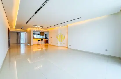 Apartment - 3 Bedrooms - 5 Bathrooms for rent in Reef Island - Capital Governorate