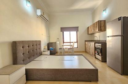 Apartment - Studio - 1 Bathroom for rent in Janabiya - Northern Governorate