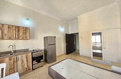 Apartment - Studio - 1 Bathroom for rent in Janabiya - Northern Governorate