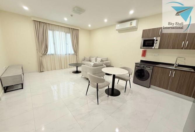 996143 - Property Image 2