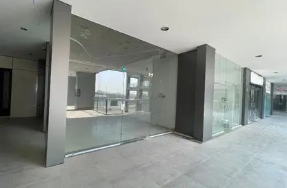 Shop - Studio - 2 Bathrooms for rent in Al Qadam - Northern Governorate