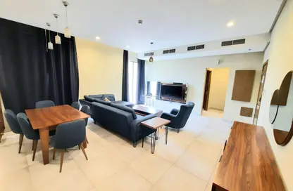 Apartment - 2 Bedrooms - 3 Bathrooms for rent in Al Juffair - Capital Governorate