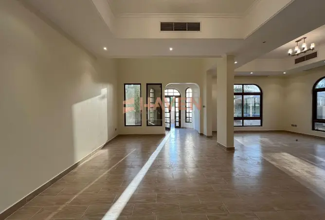 57759377 - Property Image 2