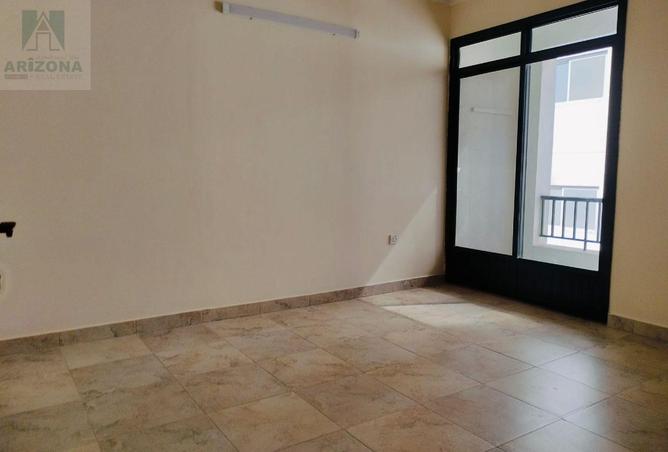 994173 - Property Image 2