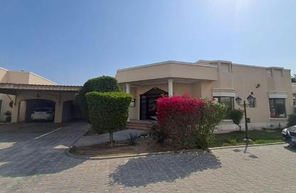 Villa - 4 Bedrooms - 4 Bathrooms for rent in Janabiya - Northern Governorate
