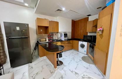 Apartment - 1 Bedroom - 2 Bathrooms for sale in Sanabis - Manama - Capital Governorate Apartment - 1 Bedroom - 2 Bathrooms for sale in Sanabis - Manama - Capital Governorate
