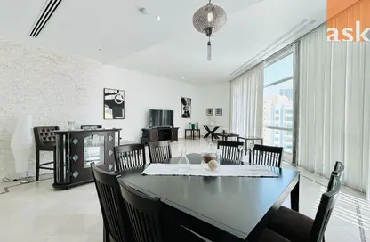 Apartment - 2 Bedrooms - 3 Bathrooms for rent in Al Juffair - Capital Governorate
