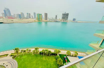 Penthouse - 4 Bedrooms - 6 Bathrooms for rent in Reef Island - Capital Governorate