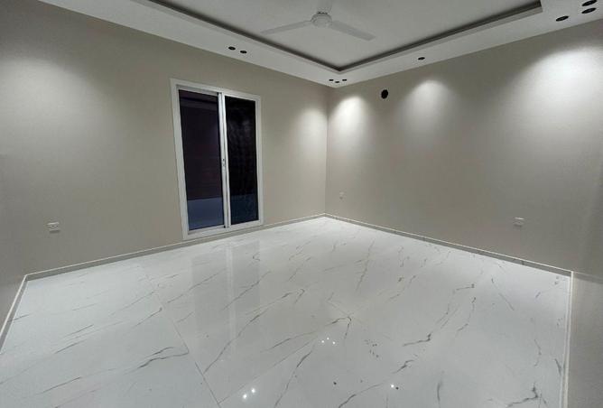 52544174 - صورة العقار 3