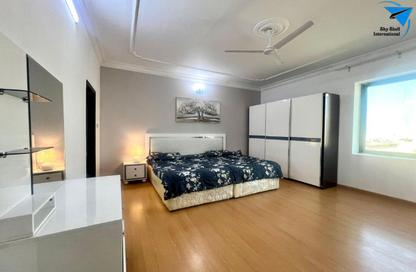 Apartment - 3 Bedrooms - 2 Bathrooms for rent in Busaiteen - Muharraq Governorate