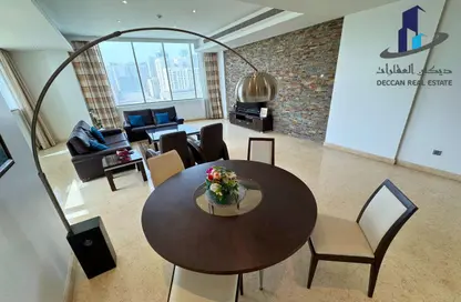 Apartment - 3 Bedrooms - 4 Bathrooms for rent in Al Juffair - Capital Governorate