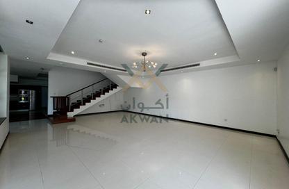 Villa - 4 Bedrooms - 5 Bathrooms for rent in Saar - Northern Governorate