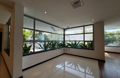 Villa - 4 Bedrooms - 5 Bathrooms for rent in Saar - Northern Governorate