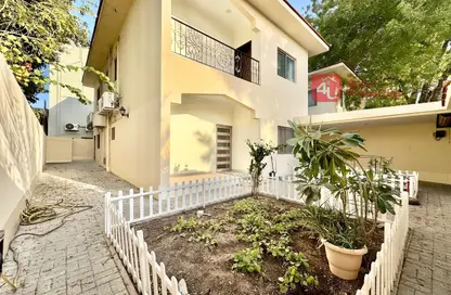 Villa - 4 Bedrooms - 3 Bathrooms for rent in Salmaniya - Manama - Capital Governorate